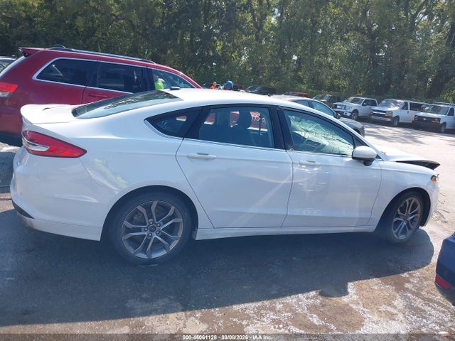 46061128 :رقم المزاد ، 3FA6P0HD1HR335394 vin ، 2017 Ford Fusion Se مزاد بيع