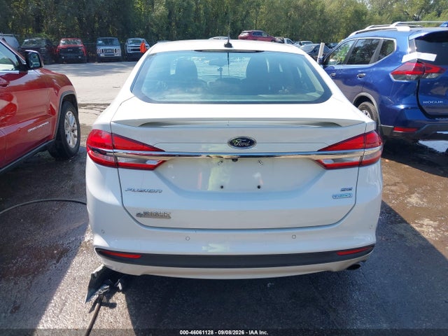 46061128 :رقم المزاد ، 3FA6P0HD1HR335394 vin ، 2017 Ford Fusion Se مزاد بيع