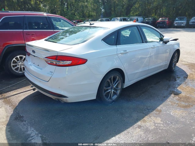 46061128 :رقم المزاد ، 3FA6P0HD1HR335394 vin ، 2017 Ford Fusion Se مزاد بيع