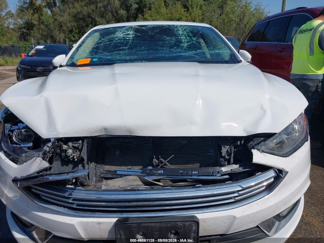 46061128 :رقم المزاد ، 3FA6P0HD1HR335394 vin ، 2017 Ford Fusion Se مزاد بيع