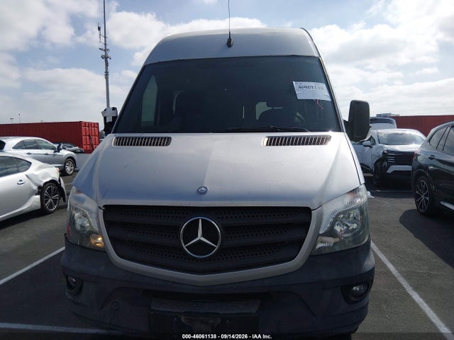2015 Mercedes-benz Sprinter 2500 Normal Roof მანქანა იყიდება აუქციონზე, vin: WD4PE7CC0FP115783, აუქციონის ნომერი: 46061138