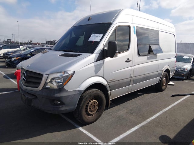 2015 Mercedes-benz Sprinter 2500 Normal Roof მანქანა იყიდება აუქციონზე, vin: WD4PE7CC0FP115783, აუქციონის ნომერი: 46061138