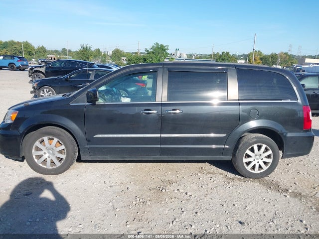 46061141 :رقم المزاد ، 2C4RC1BG6FR619439 vin ، 2015 Chrysler Town & Country Touring مزاد بيع