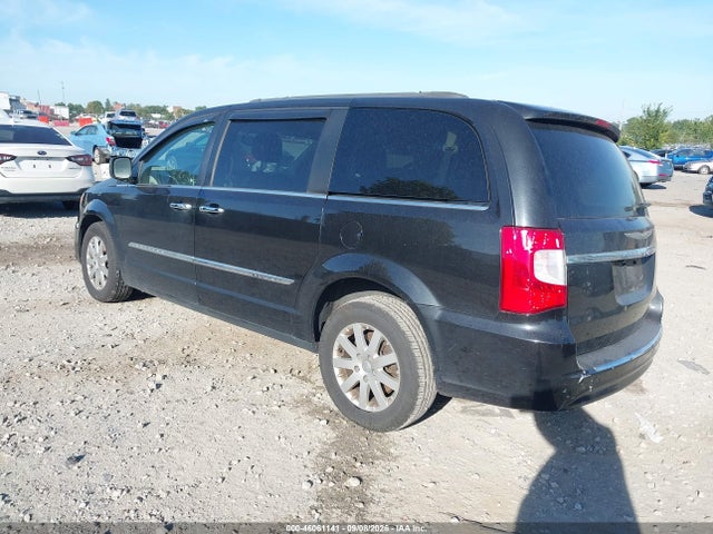 46061141 :رقم المزاد ، 2C4RC1BG6FR619439 vin ، 2015 Chrysler Town & Country Touring مزاد بيع