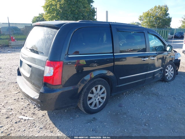 46061141 :رقم المزاد ، 2C4RC1BG6FR619439 vin ، 2015 Chrysler Town & Country Touring مزاد بيع