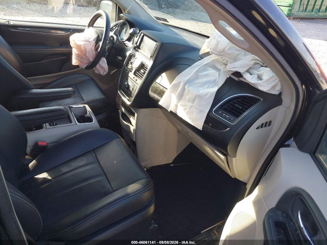 46061141 :رقم المزاد ، 2C4RC1BG6FR619439 vin ، 2015 Chrysler Town & Country Touring مزاد بيع