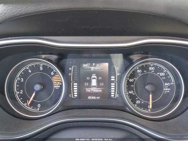 2019 Jeep Cherokee Latitude 4x4 მანქანა იყიდება აუქციონზე, vin: 1C4PJMCB8KD440415, აუქციონის ნომერი: 46061153
