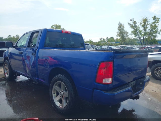 46061210 :رقم المزاد ، 1C6RR7FT0JS284704 vin ، 2018 Ram 1500 Express  4x4 6'4 Box مزاد بيع