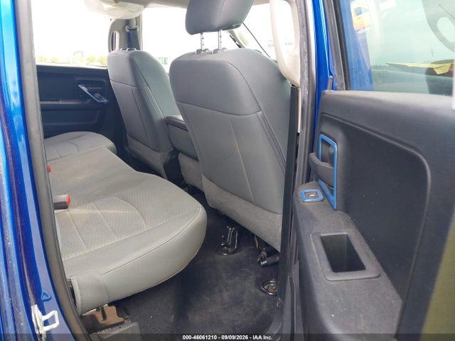 46061210 :رقم المزاد ، 1C6RR7FT0JS284704 vin ، 2018 Ram 1500 Express  4x4 6'4 Box مزاد بيع