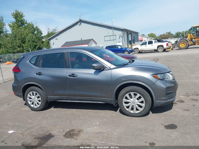 46061257 :رقم المزاد ، KNMAT2MVXHP619544 vin ، 2017 Nissan Rogue S مزاد بيع