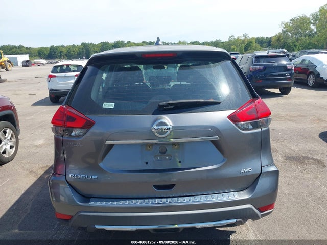 46061257 :رقم المزاد ، KNMAT2MVXHP619544 vin ، 2017 Nissan Rogue S مزاد بيع