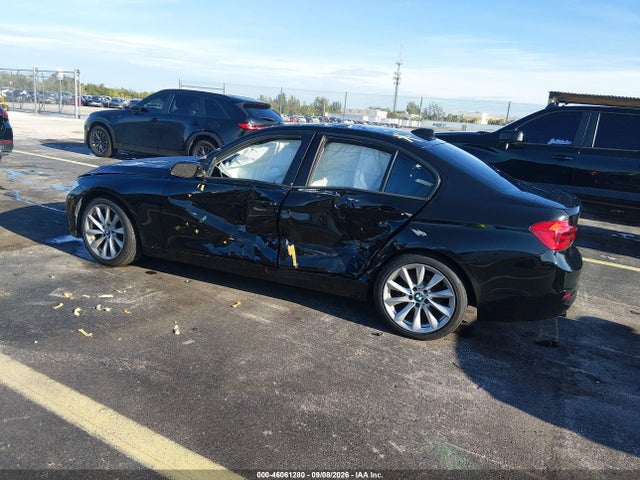 46061280 :رقم المزاد ، WBA8A9C50JAD27795 vin ، 2018 Bmw 320i مزاد بيع