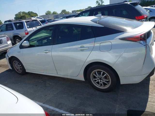 Продажа на аукционе авто 2017 Toyota Prius One, vin: JTDKBRFU3H3044781, номер лота: 46061286