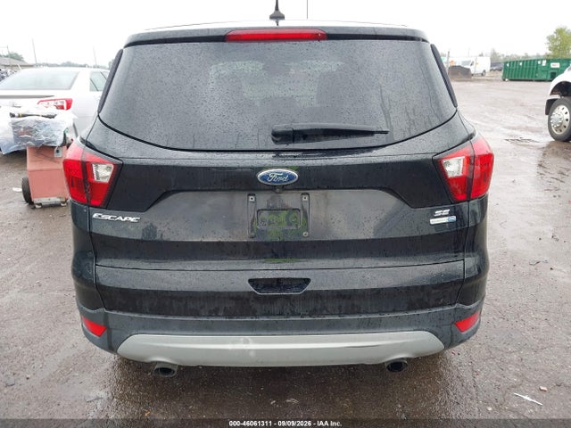 Продажа на аукционе авто 2019 Ford Escape Se, vin: 1FMCU9GD1KUA45826, номер лота: 46061311