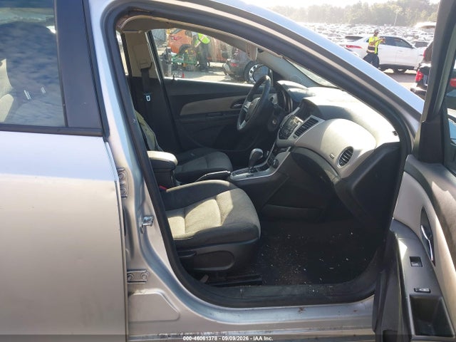 46061378 :رقم المزاد ، 1G1PC5SGXG7144825 vin ، 2016 Chevrolet Cruze Limited Ls Auto مزاد بيع