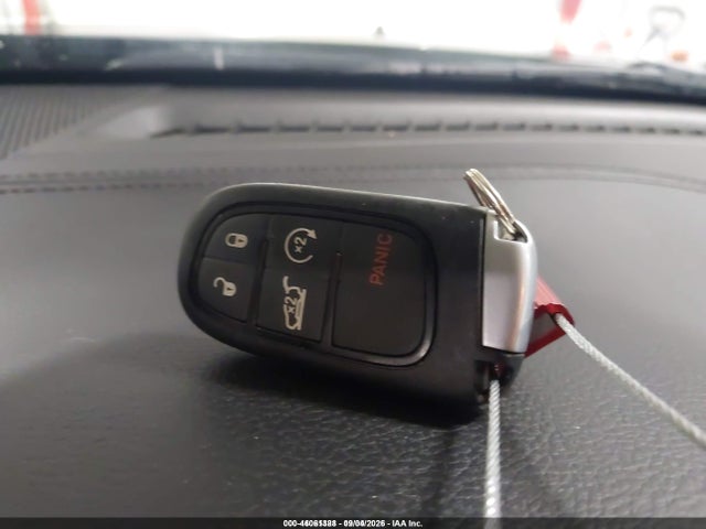 Продаж на аукціоні авто 2019 Jeep Cherokee Latitude Plus Fwd, vin: 1C4PJLLB3KD340085, номер лоту: 46061388