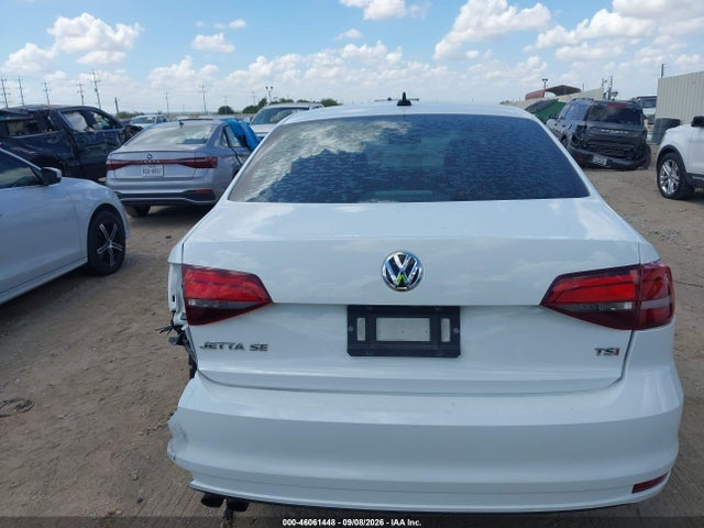 2017 Volkswagen Jetta 1.4t Se მანქანა იყიდება აუქციონზე, vin: 3VWDB7AJ9HM393563, აუქციონის ნომერი: 46061448