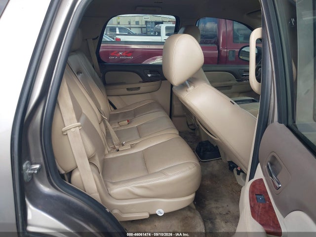 Продажа на аукционе авто 2011 Chevrolet Tahoe Ltz, vin: 1GNSCCE07BR335207, номер лота: 46061474