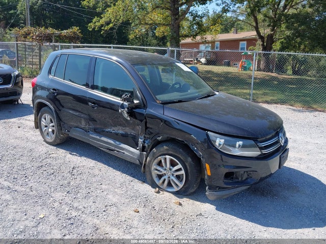 2013 Volkswagen Tiguan S მანქანა იყიდება აუქციონზე, vin: WVGBV3AX5DW618453, აუქციონის ნომერი: 46061487