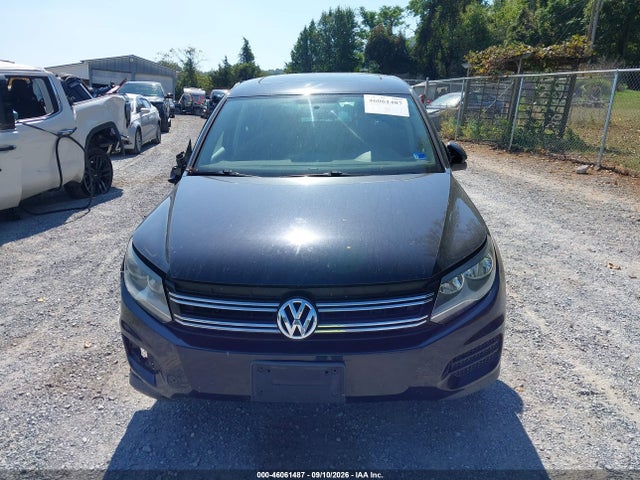 2013 Volkswagen Tiguan S მანქანა იყიდება აუქციონზე, vin: WVGBV3AX5DW618453, აუქციონის ნომერი: 46061487