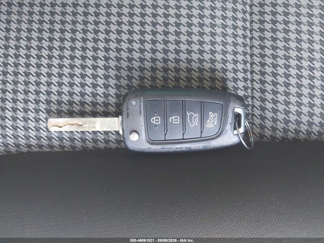 2020 Hyundai Kona Se მანქანა იყიდება აუქციონზე, vin: KM8K12AA6LU575639, აუქციონის ნომერი: 46061521