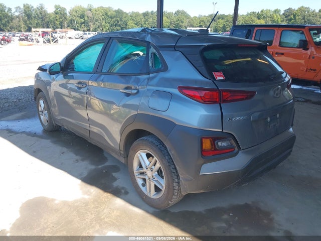 2020 Hyundai Kona Se მანქანა იყიდება აუქციონზე, vin: KM8K12AA6LU575639, აუქციონის ნომერი: 46061521