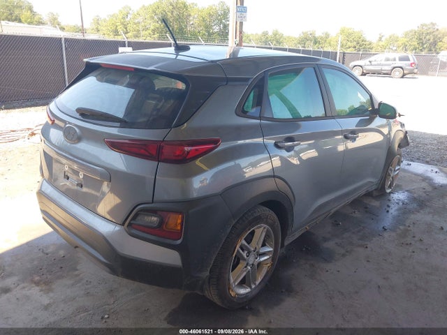 2020 Hyundai Kona Se მანქანა იყიდება აუქციონზე, vin: KM8K12AA6LU575639, აუქციონის ნომერი: 46061521