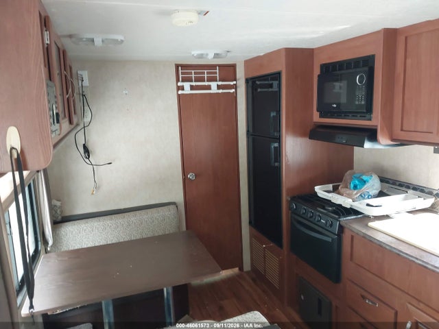 Продажа на аукционе авто 2015 Forest River Wildwood, vin: 4X4TWDZ22F7348965, номер лота: 46061573