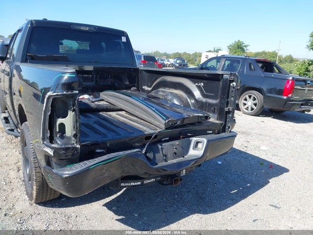 46061592 :رقم المزاد ، 1C6RR7FT3JS309434 vin ، 2018 Ram 1500 Express  4x4 6'4 Box مزاد بيع