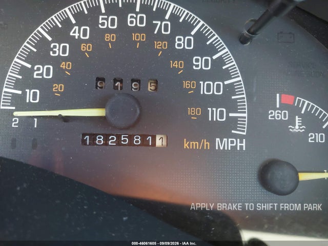 46061605 :رقم المزاد ، 1G2WP52K51F118730 vin ، 2001 Pontiac Grand Prix Gt مزاد بيع