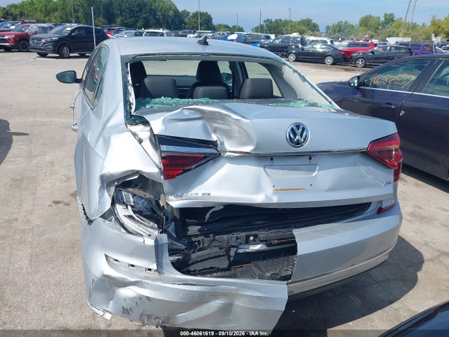46061619 :رقم المزاد ، 1VWBT7A35HC046500 vin ، 2017 Volkswagen Passat 1.8t Se مزاد بيع
