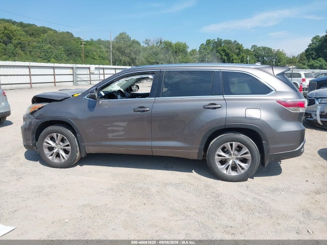 2015 Toyota Highlander Xle V6 მანქანა იყიდება აუქციონზე, vin: 5TDJKRFH2FS169863, აუქციონის ნომერი: 46061620