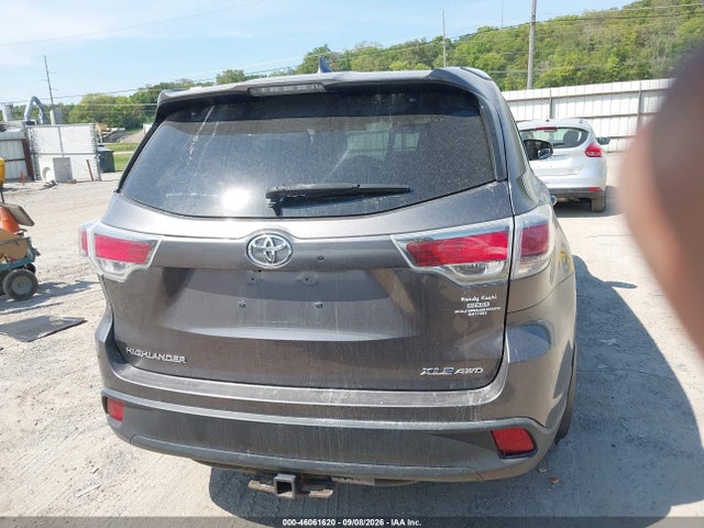 2015 Toyota Highlander Xle V6 მანქანა იყიდება აუქციონზე, vin: 5TDJKRFH2FS169863, აუქციონის ნომერი: 46061620