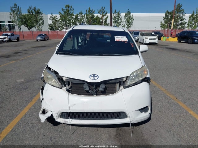 Toyota Sienna Le 8 Passenger 2017 5TDKZ3DC8HS766958 Image 13