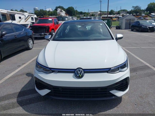 2024 Volkswagen Golf R 2.0t მანქანა იყიდება აუქციონზე, vin: WVWEB7CD9RW233229, აუქციონის ნომერი: 46061686