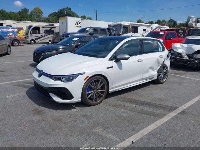 2024 Volkswagen Golf R 2.0t მანქანა იყიდება აუქციონზე, vin: WVWEB7CD9RW233229, აუქციონის ნომერი: 46061686