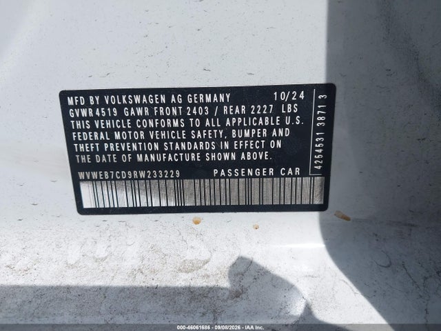 2024 Volkswagen Golf R 2.0t მანქანა იყიდება აუქციონზე, vin: WVWEB7CD9RW233229, აუქციონის ნომერი: 46061686