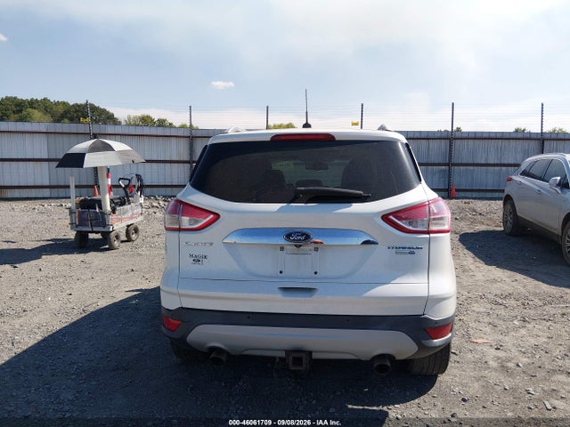 2016 Ford Escape Titanium მანქანა იყიდება აუქციონზე, vin: 1FMCU9J95GUC35172, აუქციონის ნომერი: 46061709