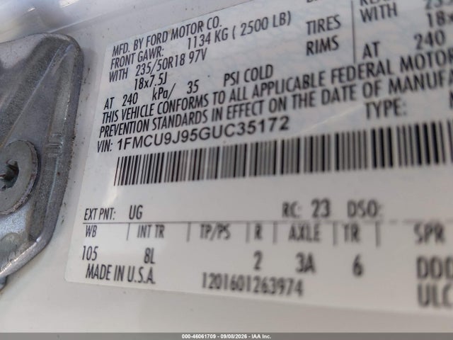 2016 Ford Escape Titanium მანქანა იყიდება აუქციონზე, vin: 1FMCU9J95GUC35172, აუქციონის ნომერი: 46061709