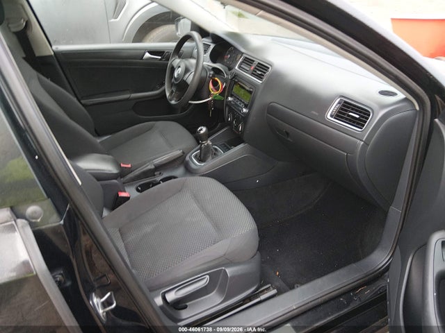 Продажа на аукционе авто 2013 Volkswagen Jetta 2.0l S, vin: 3VW1K7AJ0DM280937, номер лота: 46061738