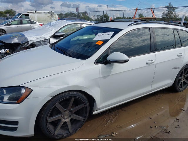 46061768 :رقم المزاد ، 3VWC17AU0GM517551 vin ، 2016 Volkswagen Golf Sportwagen Tsi S 4-door مزاد بيع