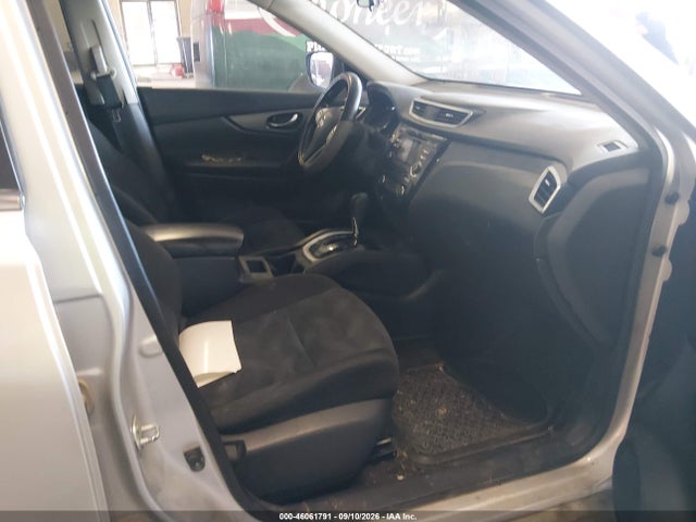 46061791 :رقم المزاد ، KNMAT2MT9FP566749 vin ، 2015 Nissan Rogue Sv مزاد بيع