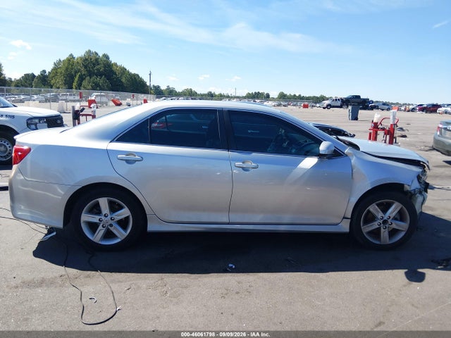 Aukcja sprzedaży 2014 Toyota Camry Se, vin: 4T1BF1FK0EU751584, numer aukcji: 46061798