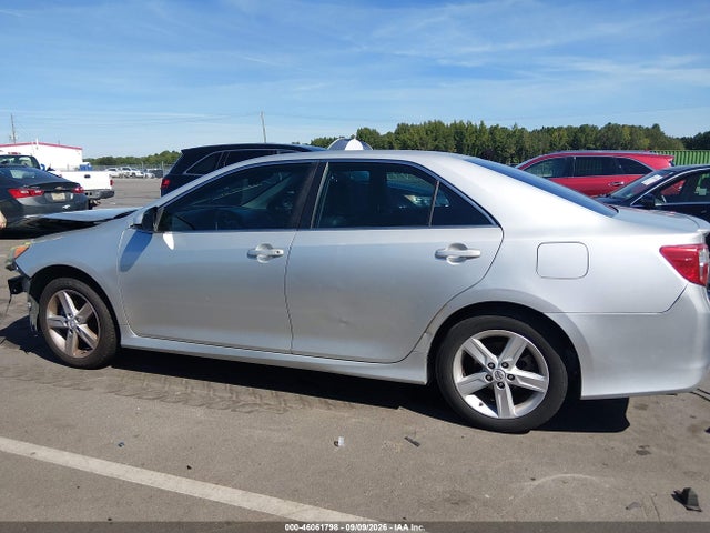 Aukcja sprzedaży 2014 Toyota Camry Se, vin: 4T1BF1FK0EU751584, numer aukcji: 46061798