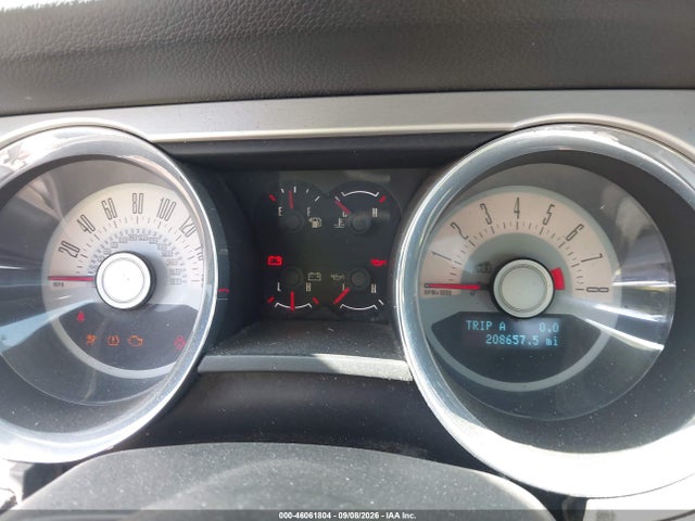 46061804 :رقم المزاد ، 1ZVBP8AM5B5148765 vin ، 2011 Ford Mustang V6 Premium مزاد بيع