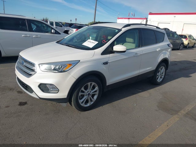Ford ESCAPE SE 2017 1FMCU9GD8HUD20701 Image 2