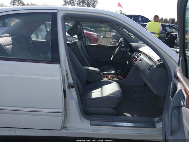 2001 Mercedes-benz E 430 მანქანა იყიდება აუქციონზე, vin: WDBJF70J91B255514, აუქციონის ნომერი: 46061905