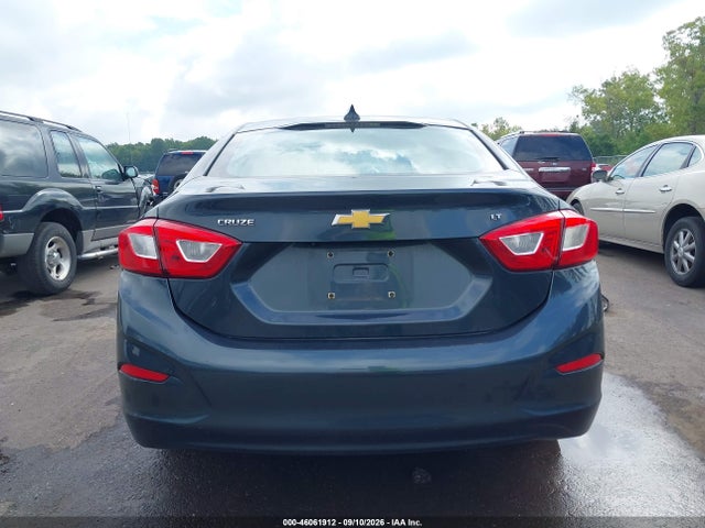 Продаж на аукціоні авто 2018 Chevrolet Cruze Lt Auto, vin: 1G1BE5SM1J7122746, номер лоту: 46061912