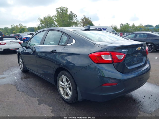 Продаж на аукціоні авто 2018 Chevrolet Cruze Lt Auto, vin: 1G1BE5SM1J7122746, номер лоту: 46061912