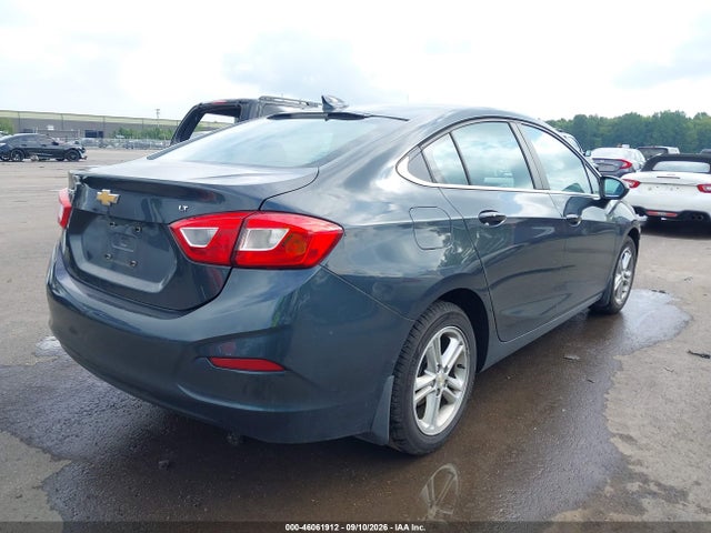 Продаж на аукціоні авто 2018 Chevrolet Cruze Lt Auto, vin: 1G1BE5SM1J7122746, номер лоту: 46061912